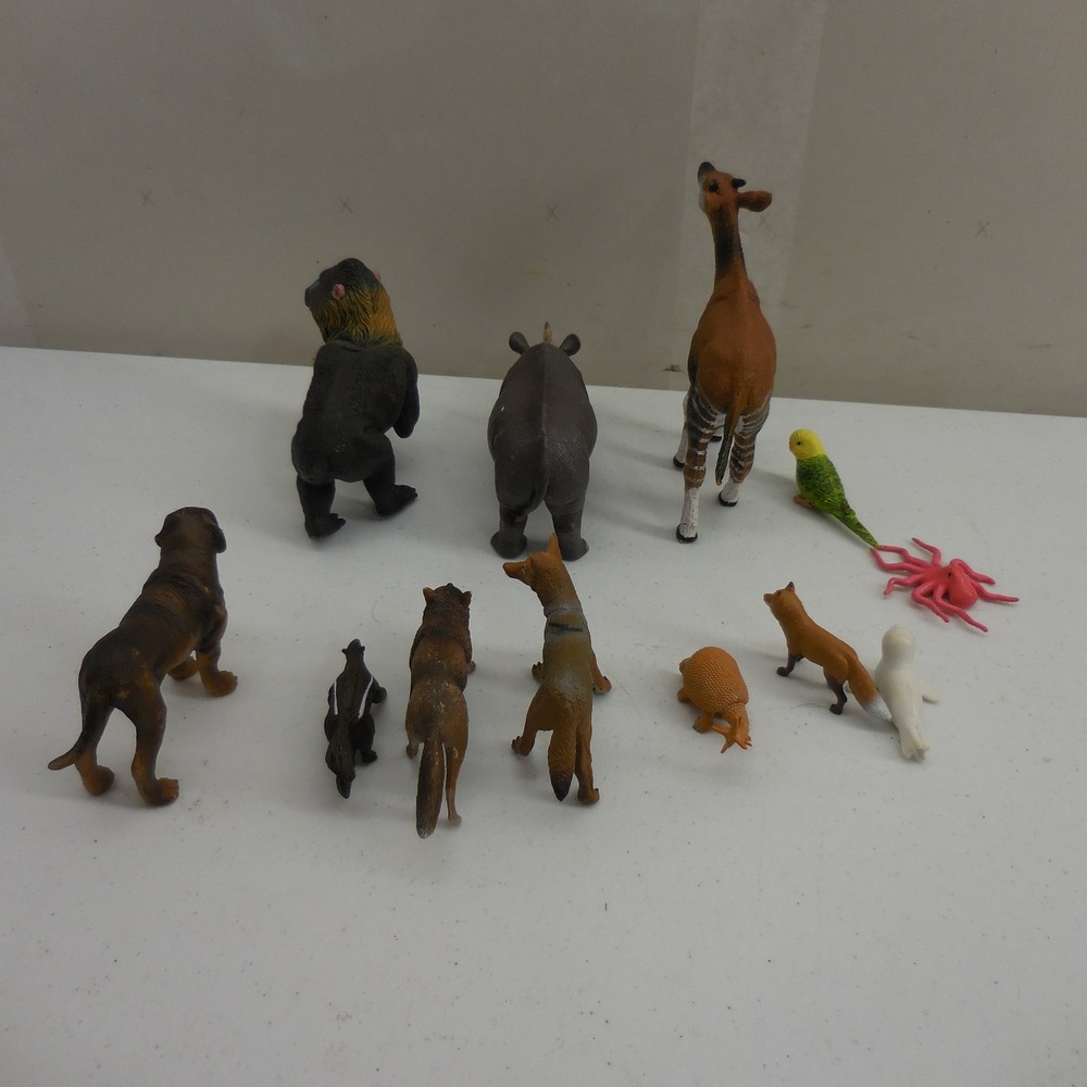 Mixed Lot 11 Plastic Toy Animal Figures Rhino Okapi Mandrill Wolf Dog Skunk Fox